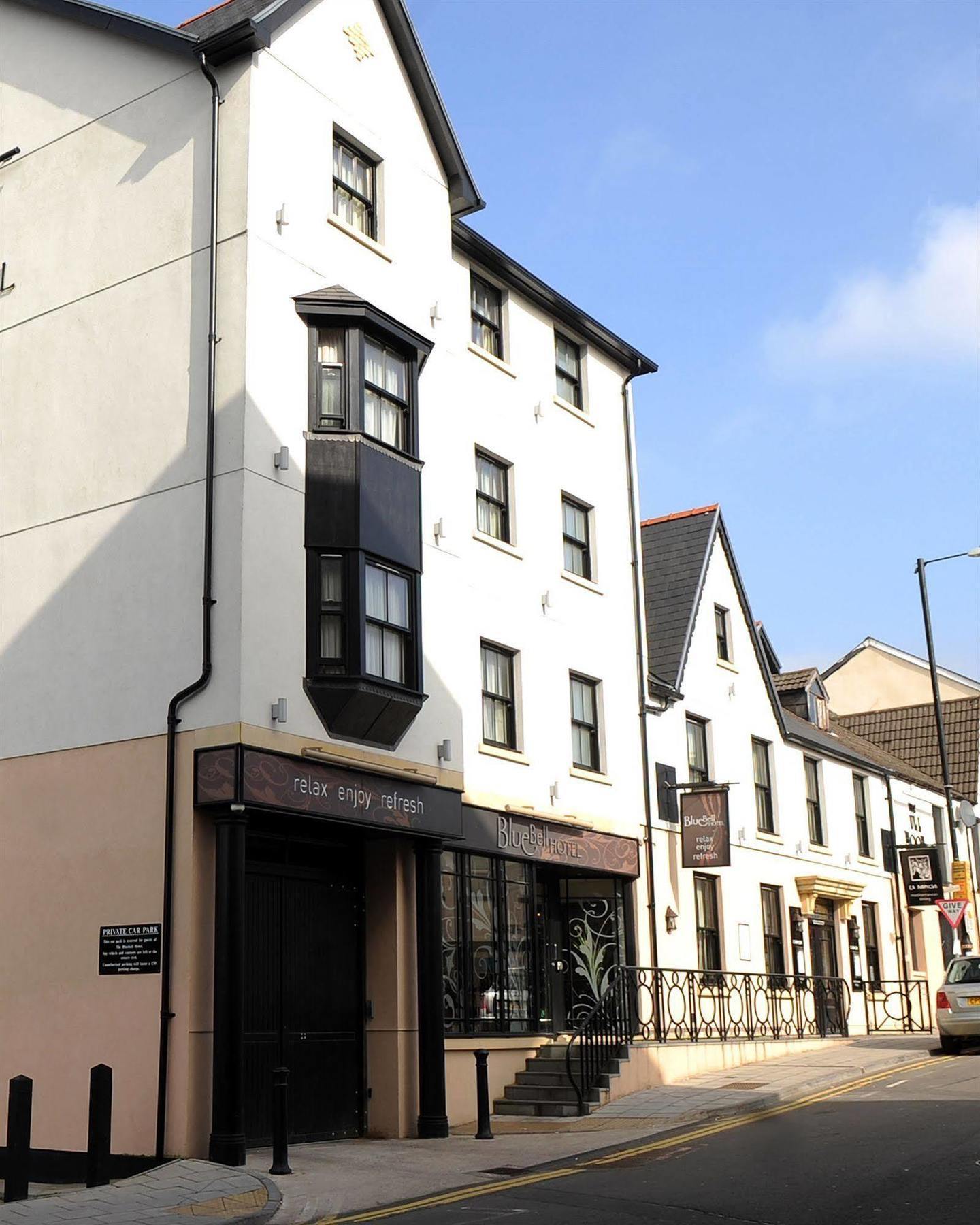 The Bluebell Hotel Neath Bagian luar foto
